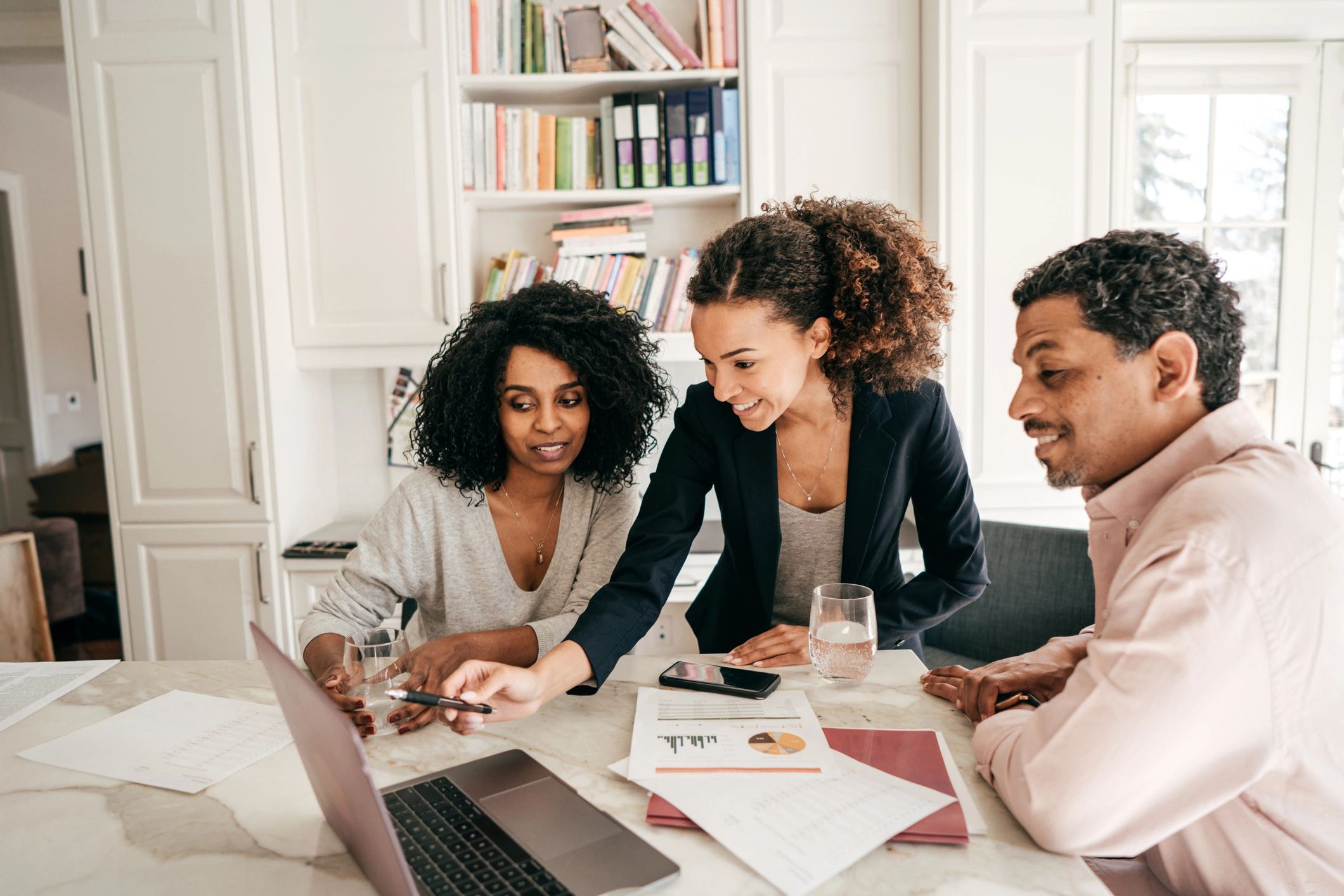 Advisor guiding a retail business through process improvement